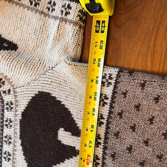 Pendleton Bear Constellation Sweater - Picture 7 of 12